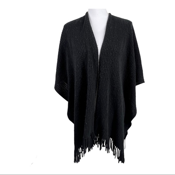 LOFT knit Poncho Shawl fringe Black One Size - Picture 1 of 8